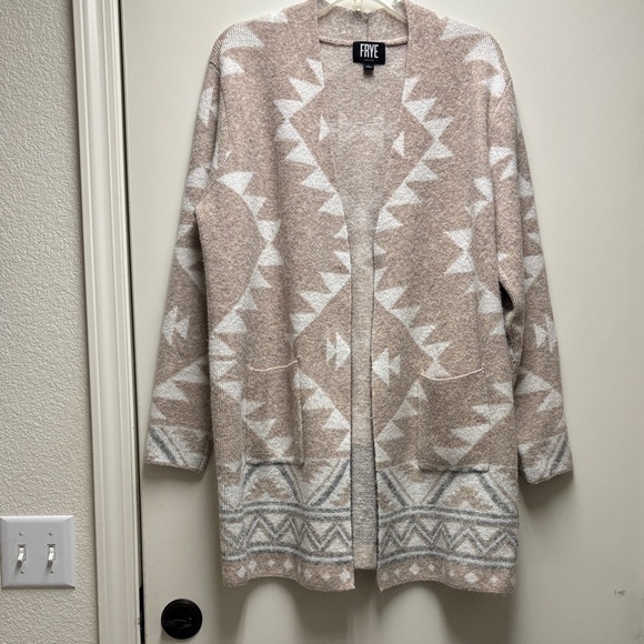 Frye Sweaters - Frye Women's Geometric Beige and White Cardigan Size Large